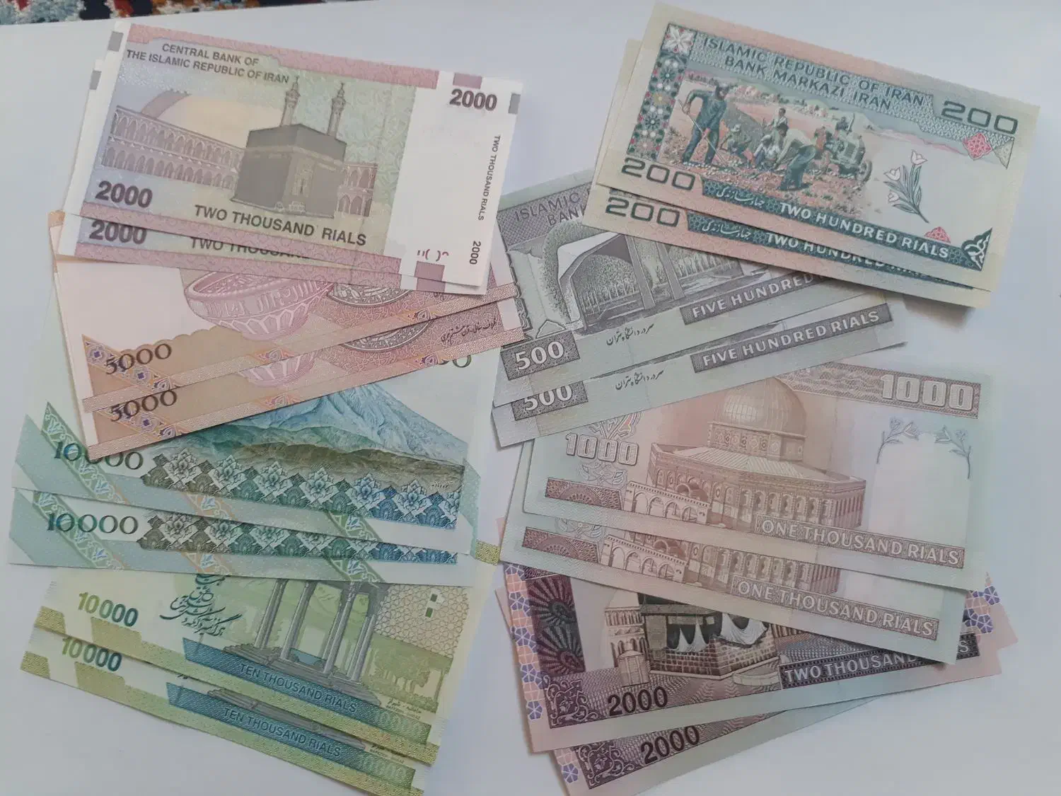 اسکناس نو و تانخورده|کلکسیون سکه، تمبر، اسکناس|کرمان, |دیوار