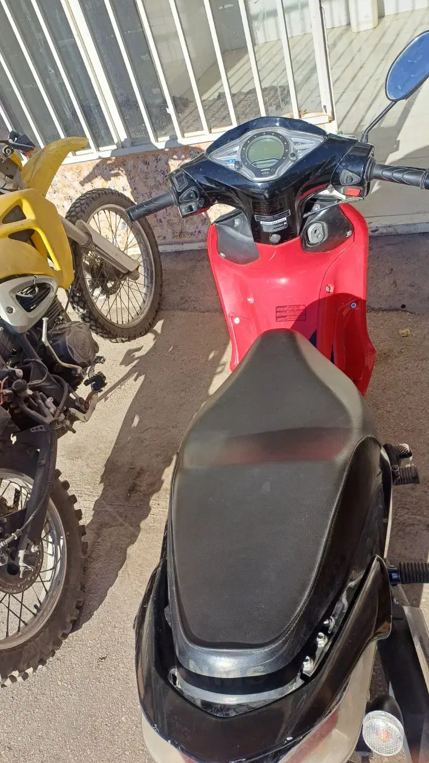 لاکی احسان|موتورسیکلت|نیشابور, سرآب کوشک|دیوار