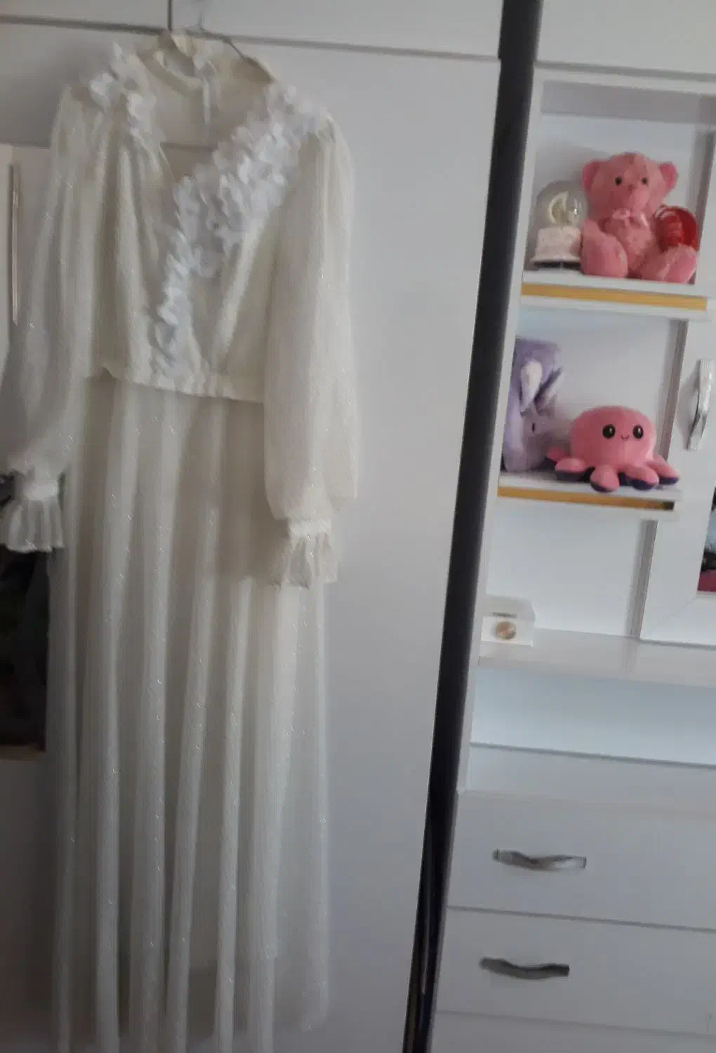 لباس مجلسی|لباس|دورود, |دیوار