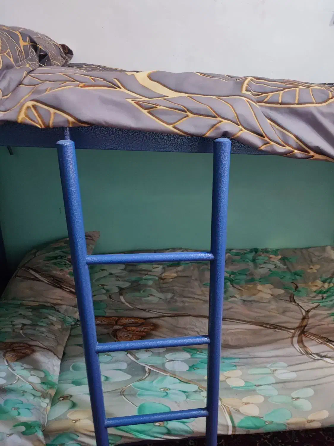 تخت دو طبقه فلزی|تخت و سرویس خواب|زاهدان, |دیوار