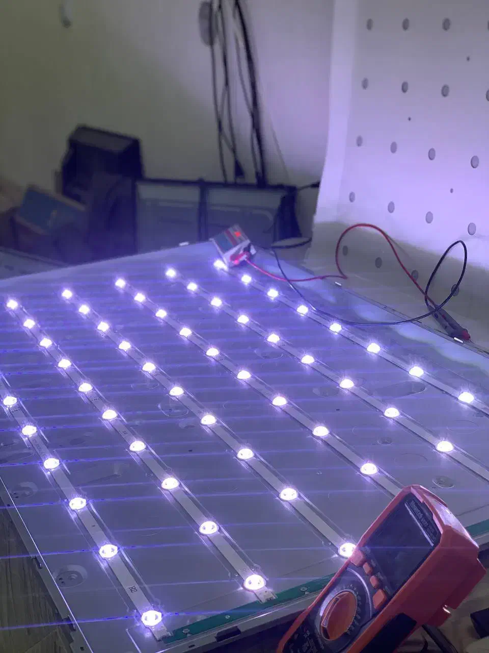 تعمیرات صوتی و تصویری LED.. LCD|خدمات پیشه و مهارت|بومهن, |دیوار