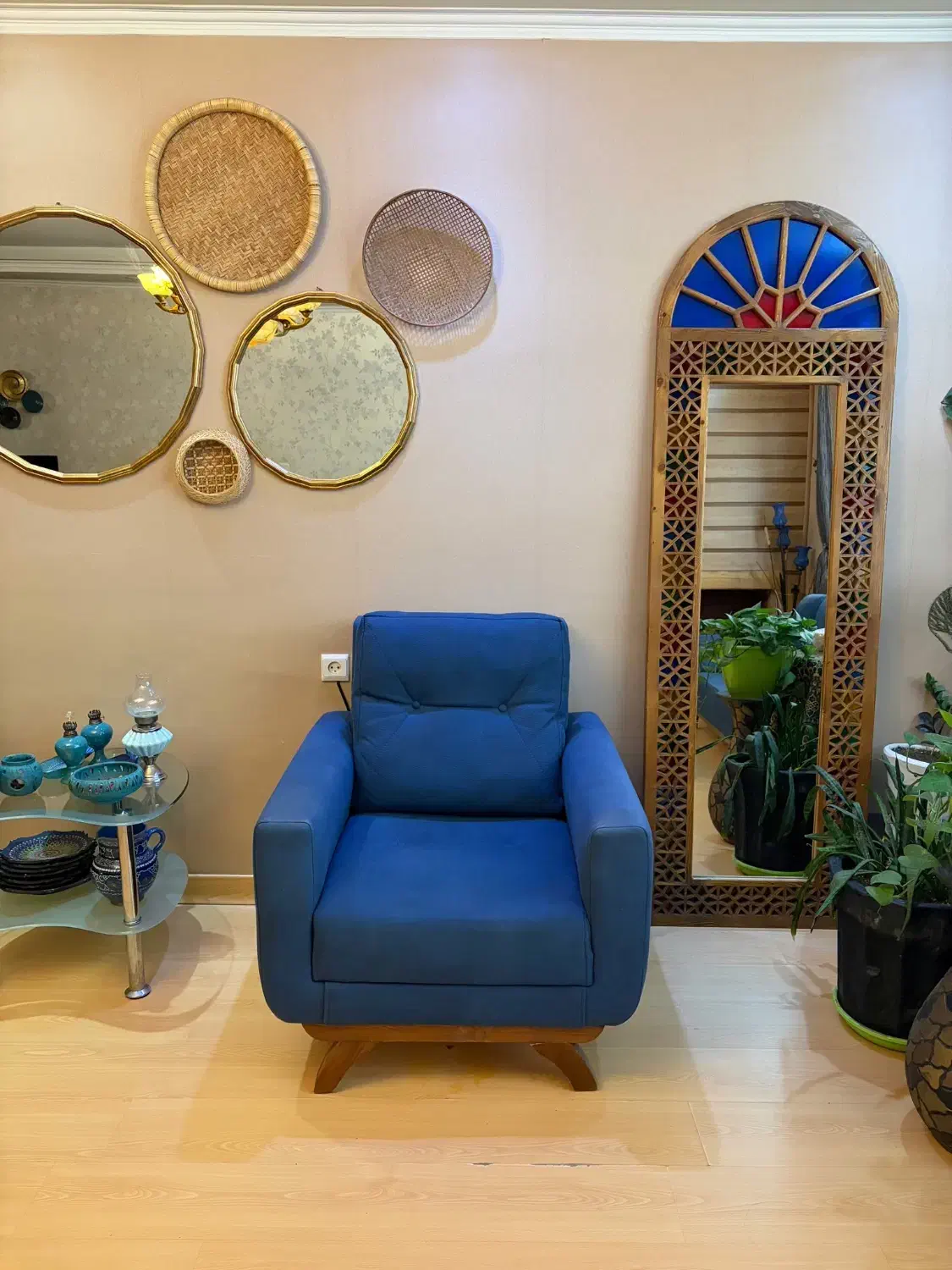 مبل|مبلمان خانگی و میز عسلی|شیراز, عفیف‌آباد|دیوار