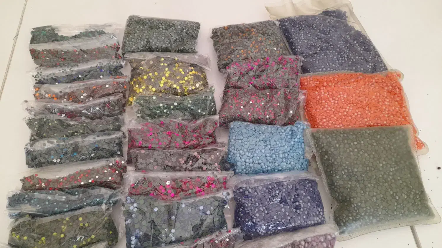 نگین حرارتی|لوازم خیاطی و بافتنی|ارومیه, |دیوار