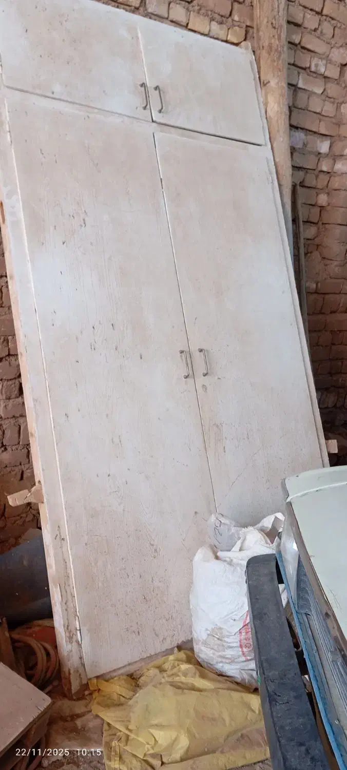 کمد دیواری سفید سالم درحد|جاکفشی، کمد، دراور|قنوات, |دیوار