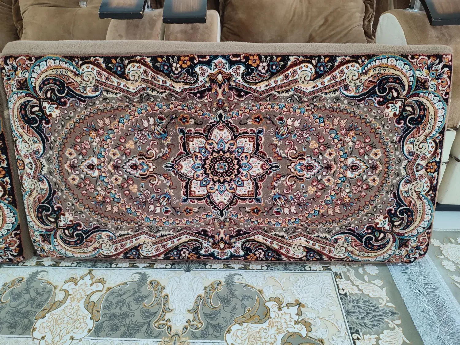 پشتی یک جفت سالم|پشتی|ماهدشت, |دیوار