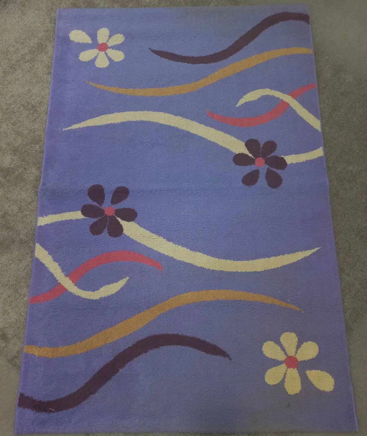 فرش ۳ متری|فرش|قدس, شهر‌قدس|دیوار