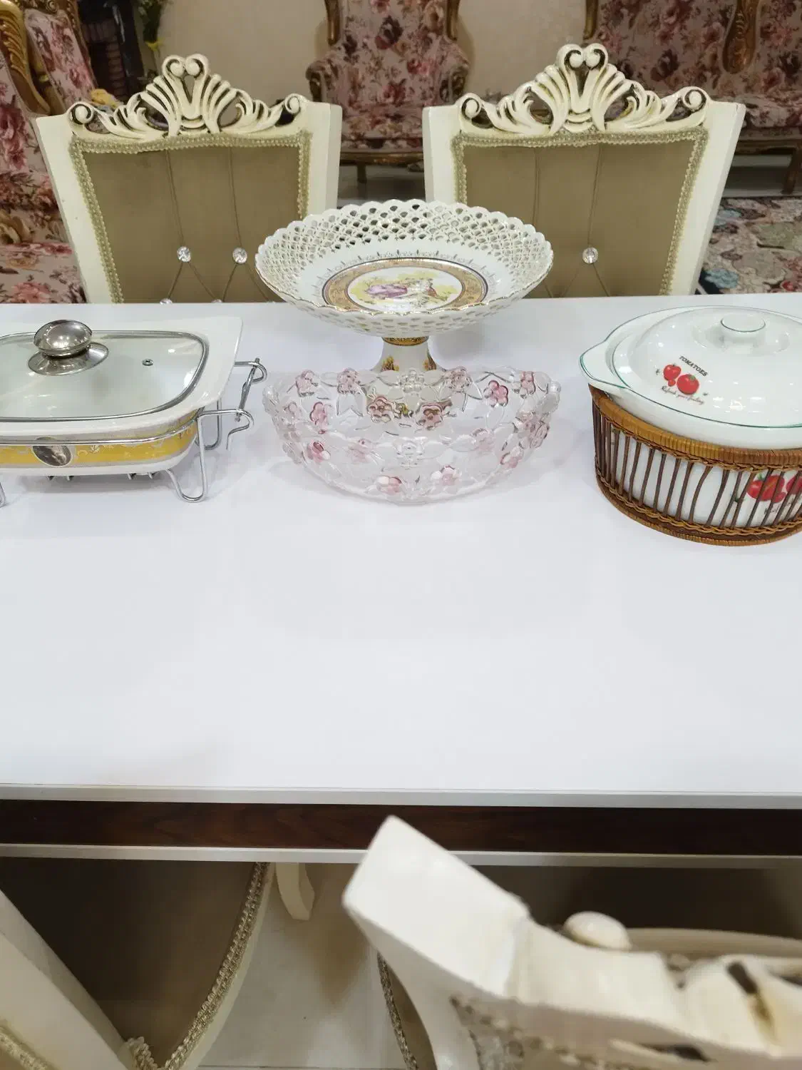 ظرفهای نو و در حد نو|ظروف سرو و پذیرایی|لاهیجان, گلستان|دیوار