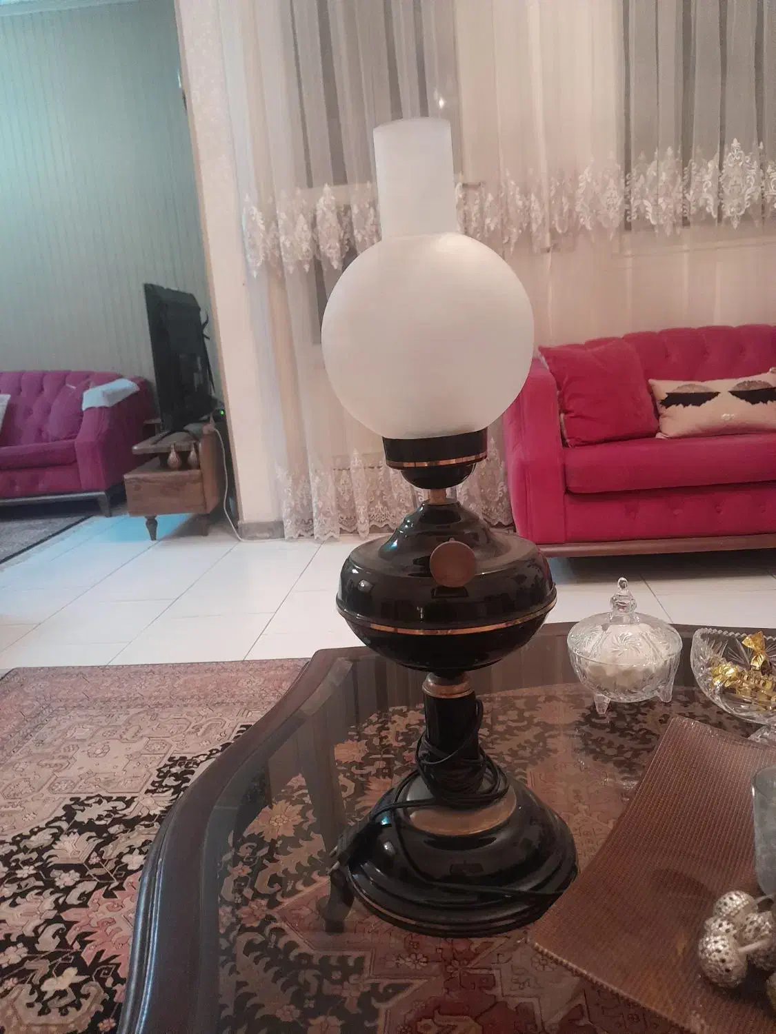 آباژور آنتیک،مدل گردسوز،با تنظیم نور|چراغ خواب و آباژور|تهران, ایرانشهر|دیوار