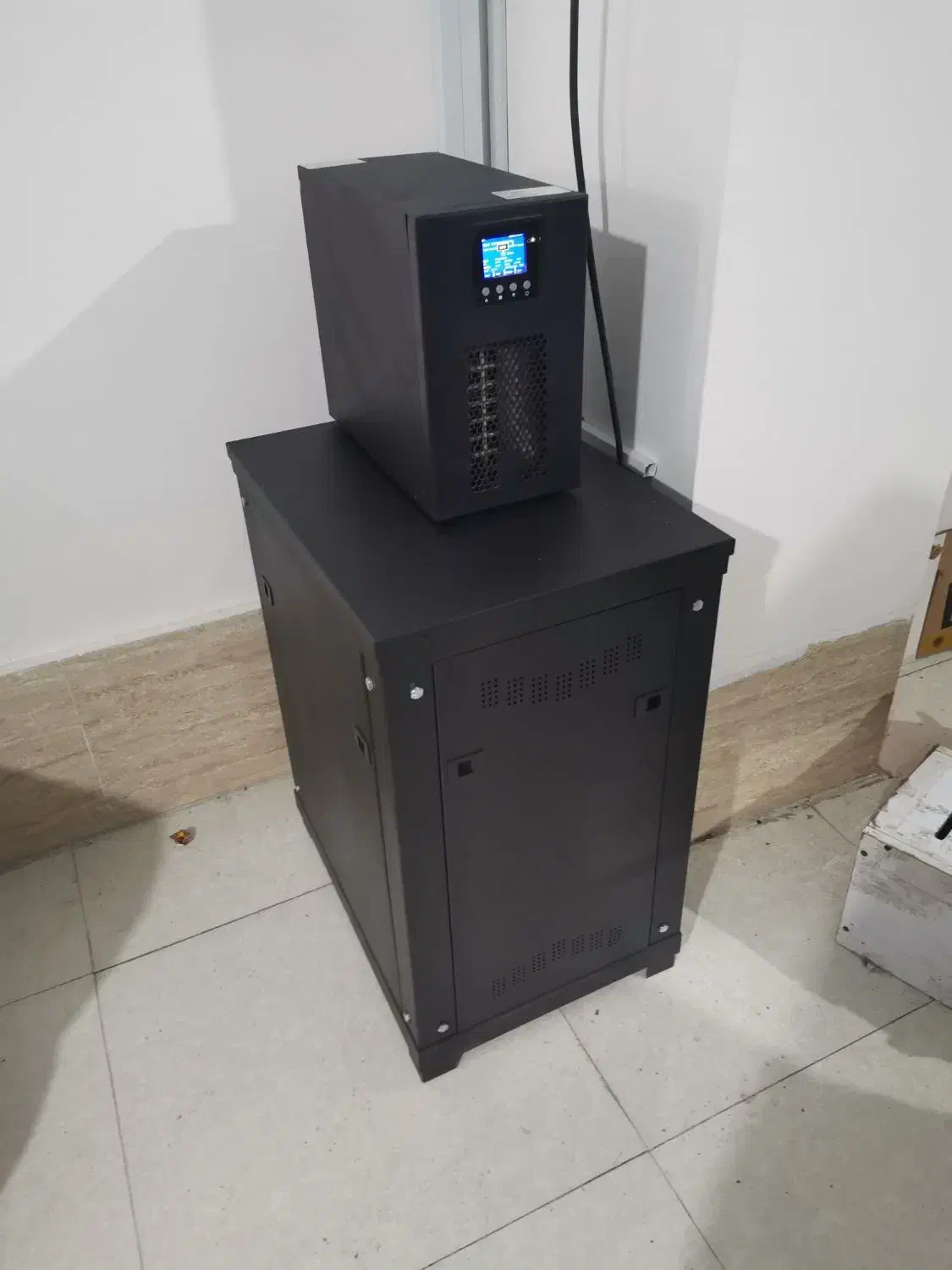 یو پی اسups 6000vaآنلاین6کاوا همراه با باتری آکبند|قطعات و لوازم جانبی رایانه|اهواز, کیانپارس |دیوار