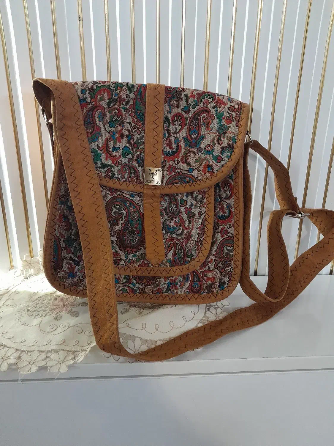 کیف سنتی|کیف، کفش، کمربند|بروجرد, |دیوار