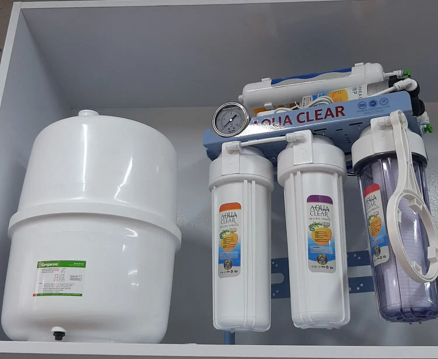 تعویض فیلتر تصفیه آب|آب‌سردکن و تصفیه آب|شاهین‌شهر, فردوسی|دیوار