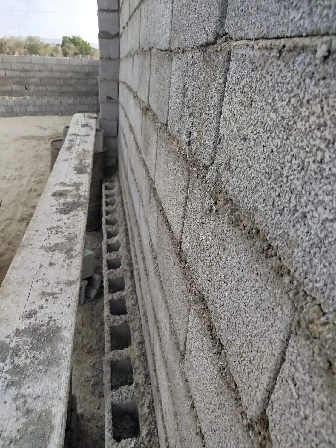 استاد کار بناه هستم بلوک وسیمان.. سفید و سیاه و|خدمات پیشه و مهارت|چابهار, |دیوار