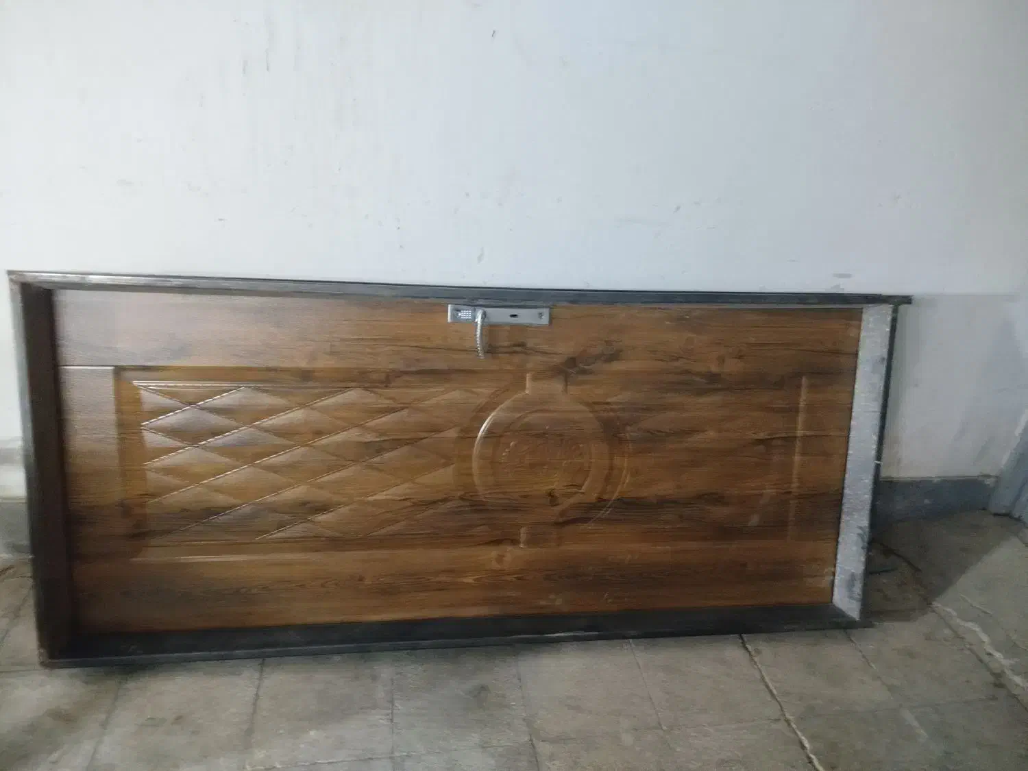 در اتاق با کم|مصالح و تجهیزات ساختمان|آران و بیدگل, |دیوار