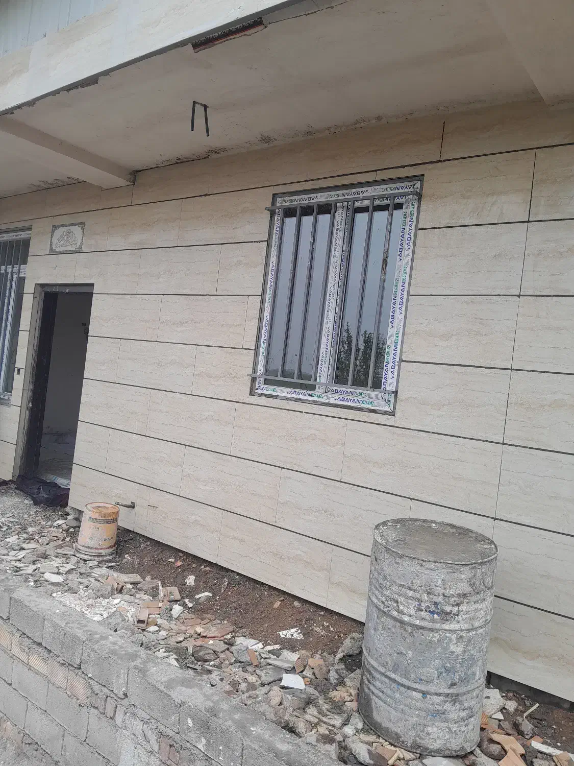 کاشی و سرامیک|خدمات پیشه و مهارت|میانه, |دیوار