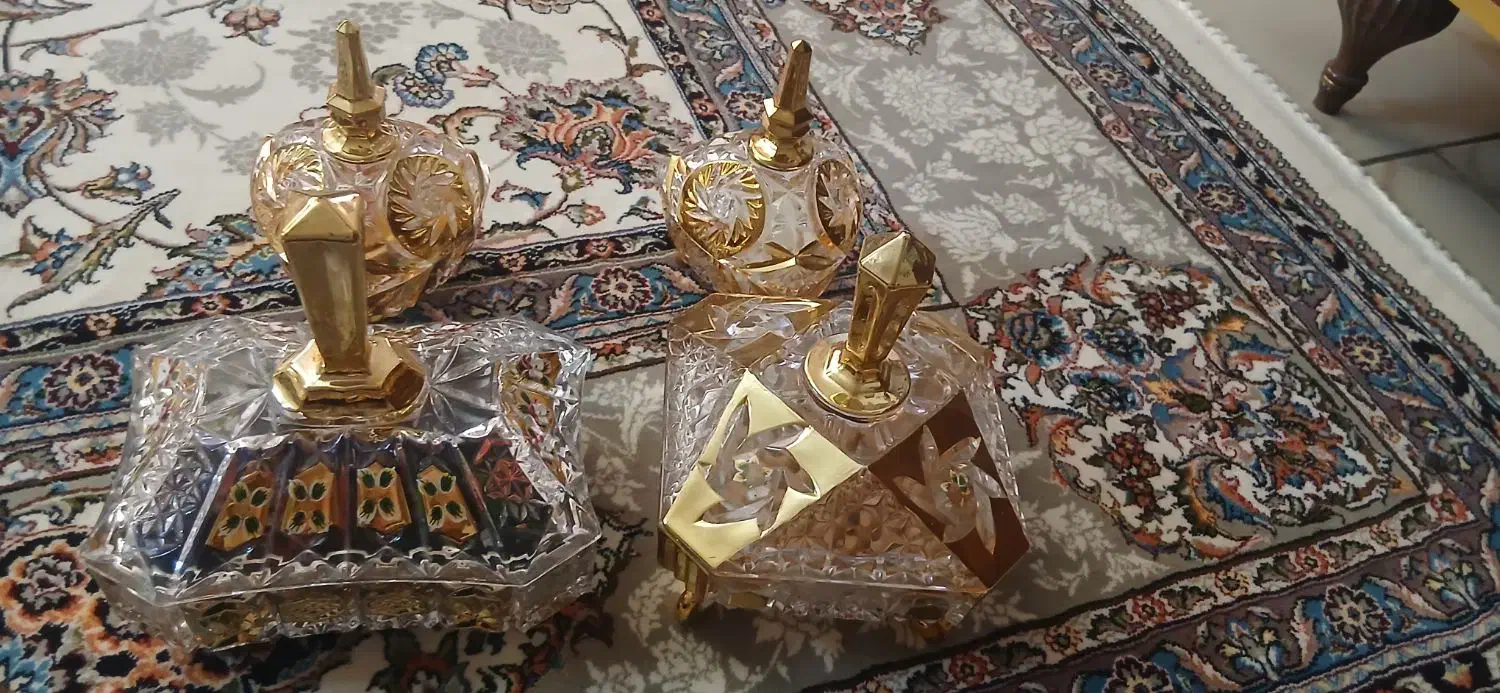 دو عدد شکلات خوری و دو عدد قندان طلا کوب|ظروف سرو و پذیرایی|ملارد, |دیوار