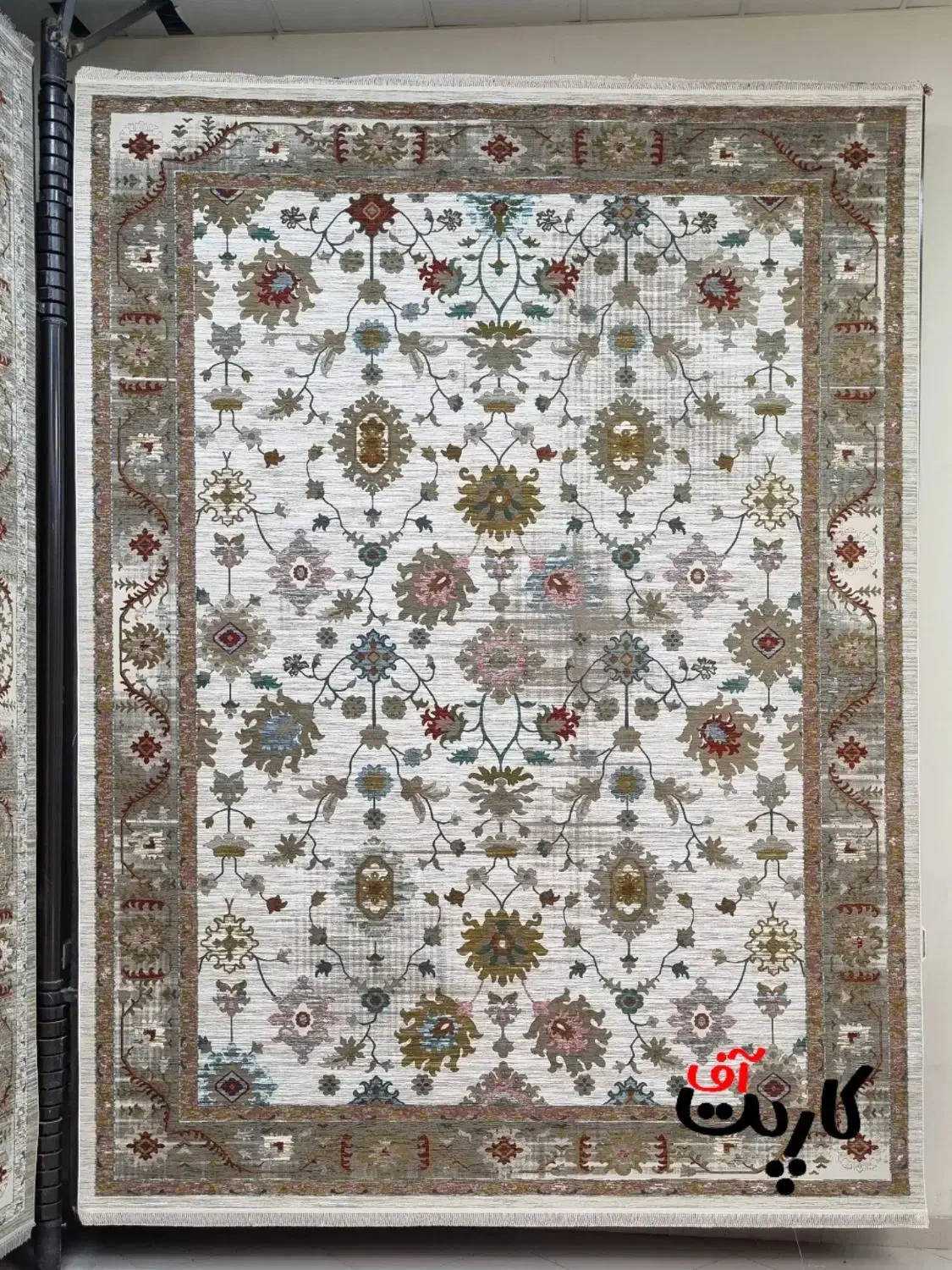 فرش سلطان آبادی درجه یک ۷۰۰شانه طرح ۴۰۴|فرش|صدرا-فارس, فاز ۲|دیوار