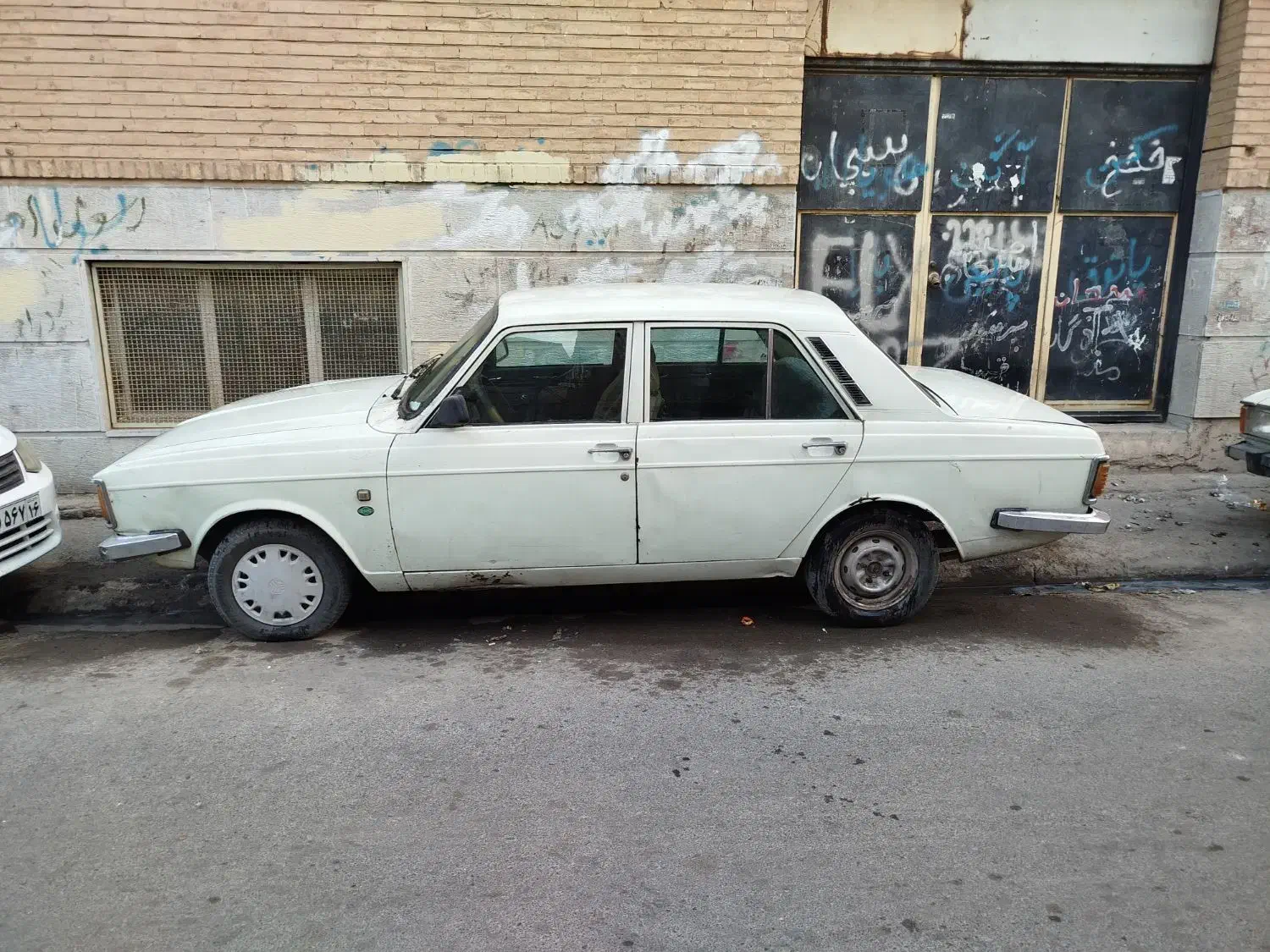 پیکان مدل ۸۳ دوگانه cng|خودرو سواری و وانت|قم, شهرک امام حسین|دیوار