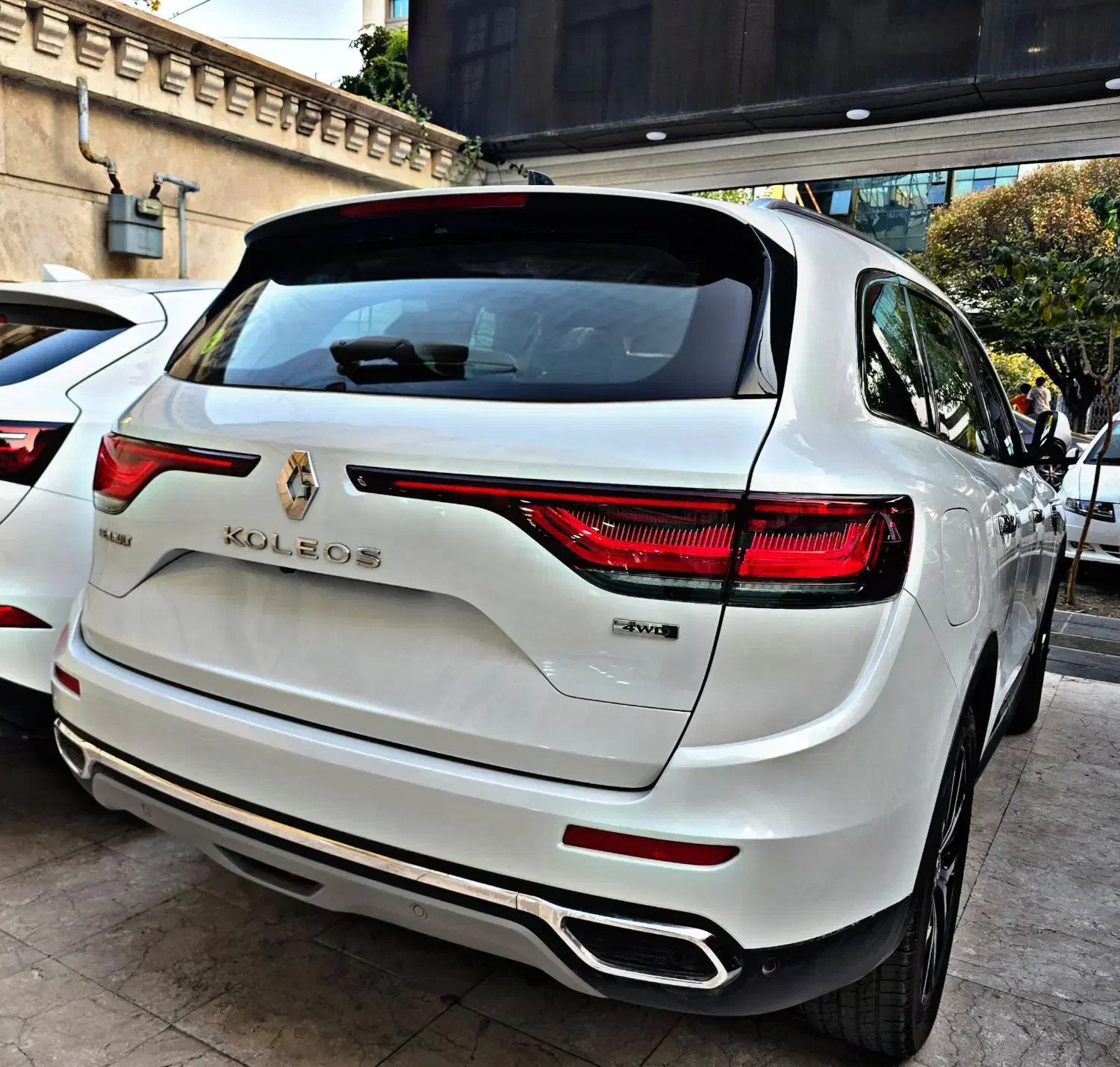 رنو کولیوس کولئوس وارداتی فول \\ مدل 2025  صفر خشک|خودرو سواری و وانت|تهران, درختی|دیوار