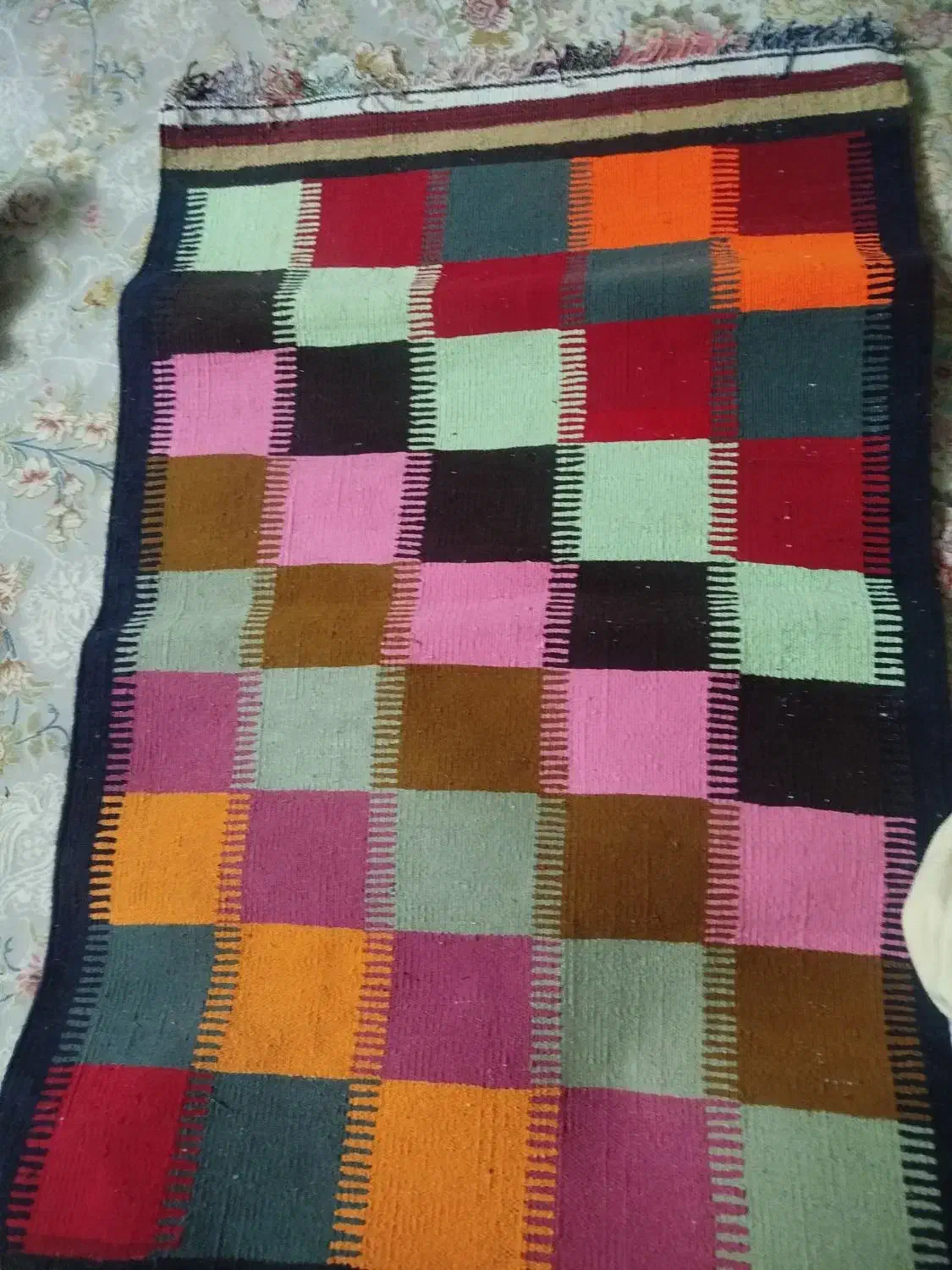 گلیم دست بافت|گلیم، جاجیم، گبه|اصفهان, سروستان|دیوار