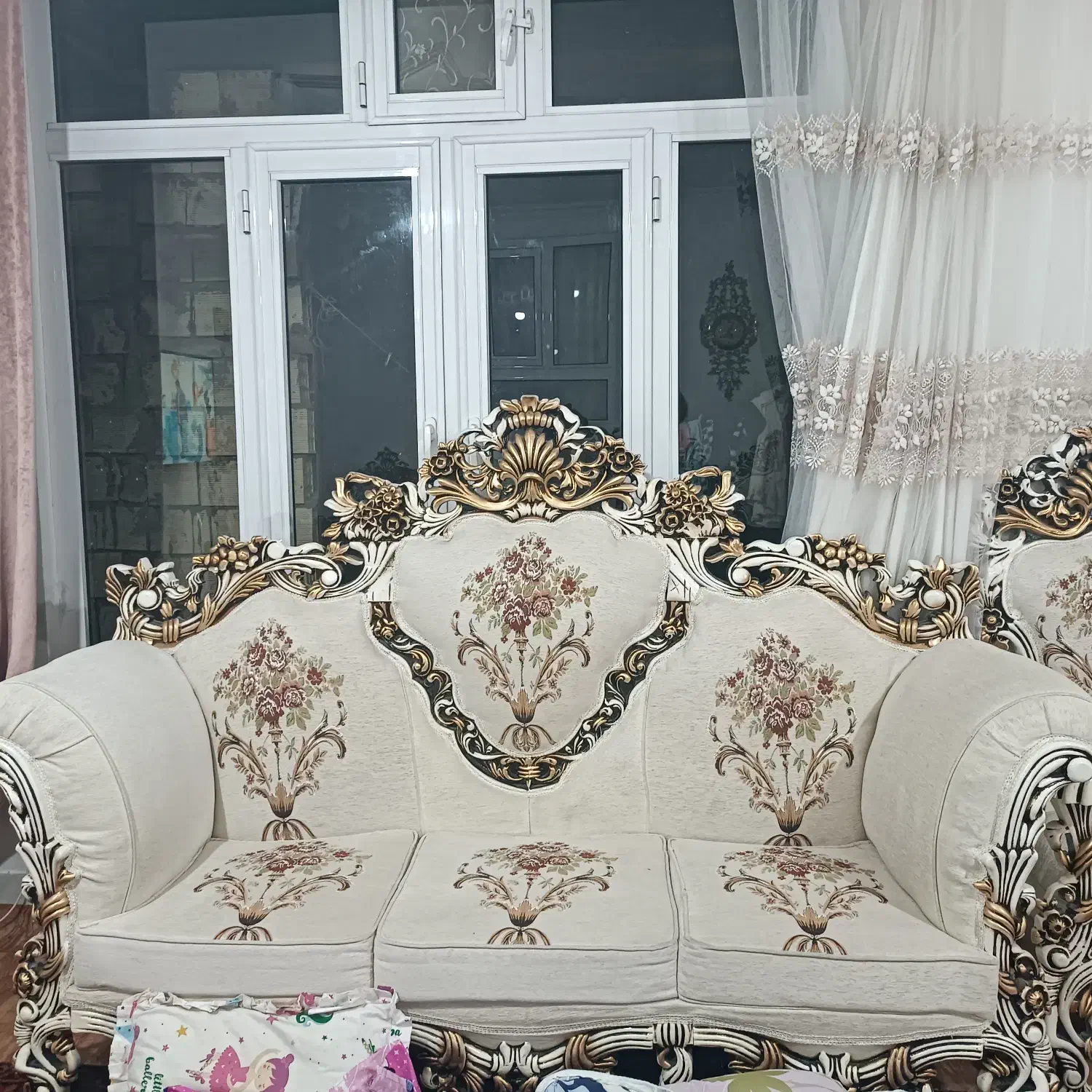 مبل سلطنتی|مبلمان خانگی و میز عسلی|اهر, |دیوار