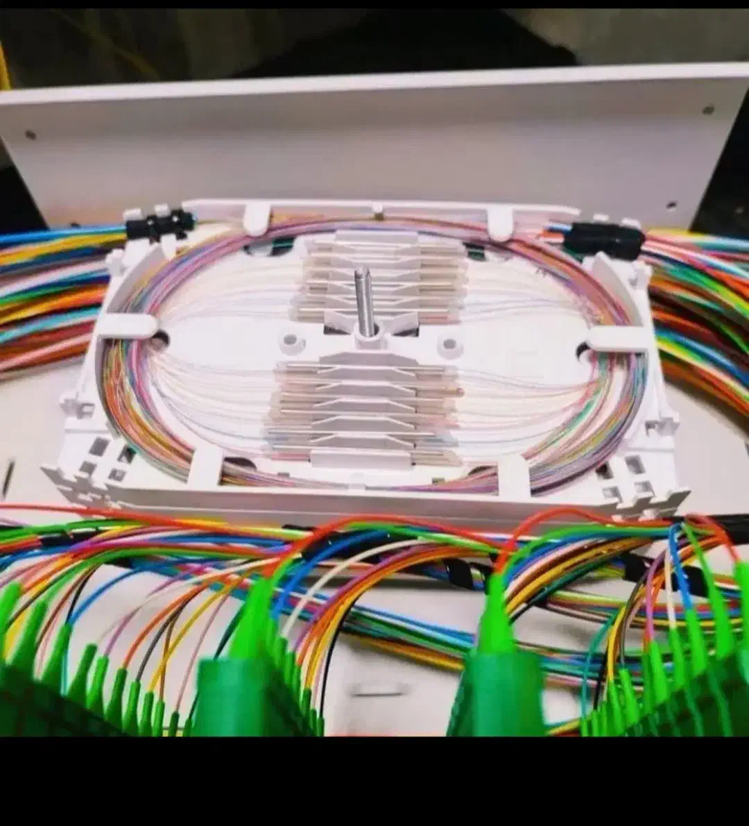 برقکاری. رفع اتصالی. تعمیر تخصصی فیبر نوری|خدمات پیشه و مهارت|تهران, نارمک|دیوار