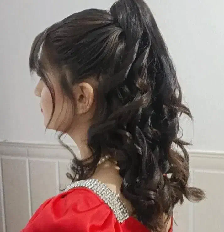 نیازمند مدل مو جهت شنیون|خدمات آرایشگری و زیبایی|مرودشت, ابوذر شمالی‎|دیوار