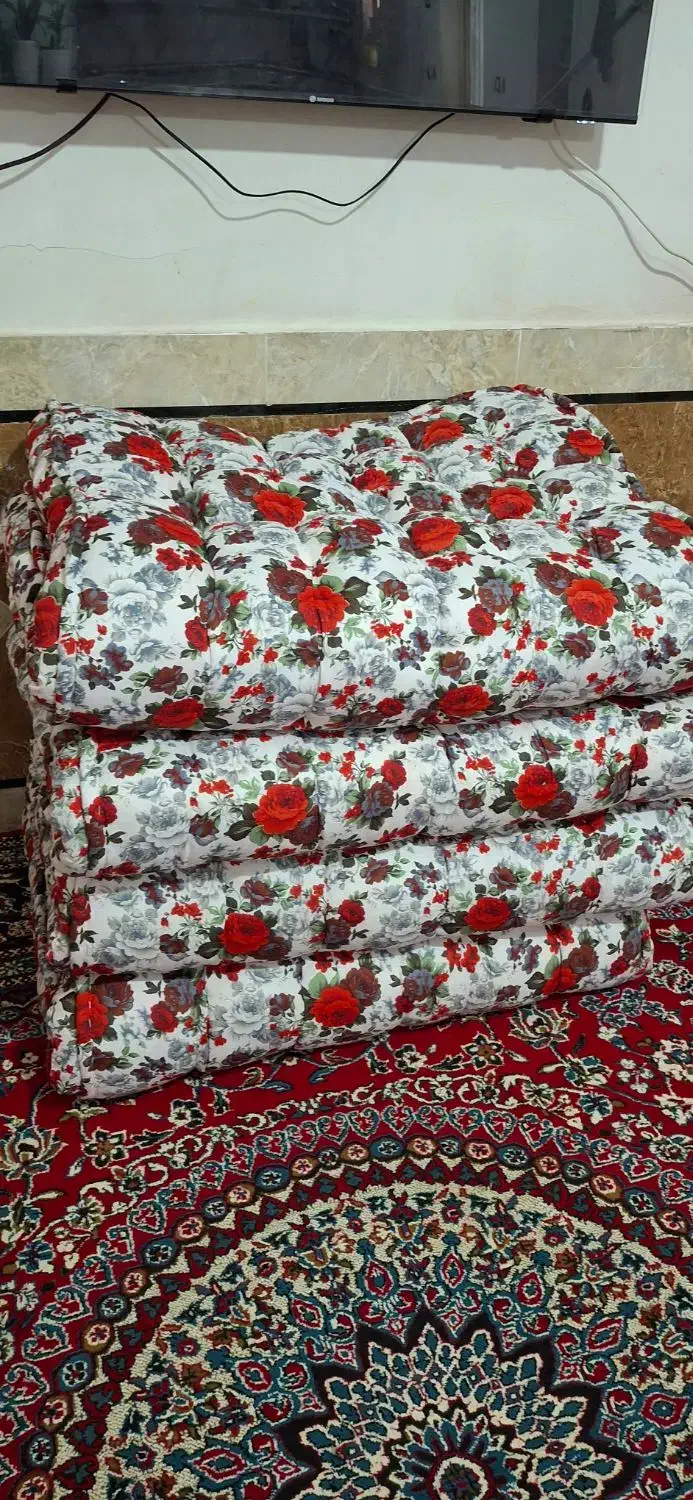 تشک وبالشت|رختخواب، بالش، پتو|دزفول, |دیوار