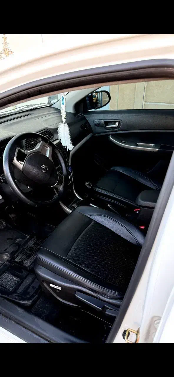 شاهین ۴۰۱ سانروف دار|خودرو سواری و وانت|رشت, معلم|دیوار