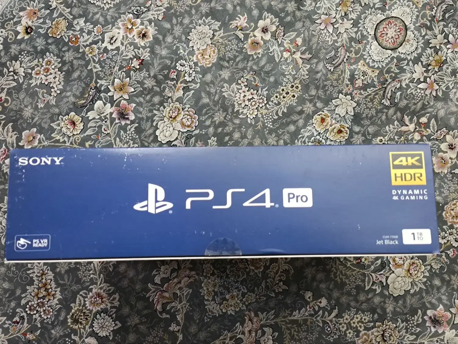 یک دستگاه PS4 یک ترابایت|کنسول، بازی ویدئویی و آنلاین|ری, دیلمان|دیوار