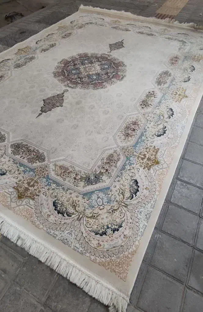 فرش جفت ۹ متری ۱۲۰۰ شانه تراکم ۳۶۰۰|فرش|یزد, |دیوار