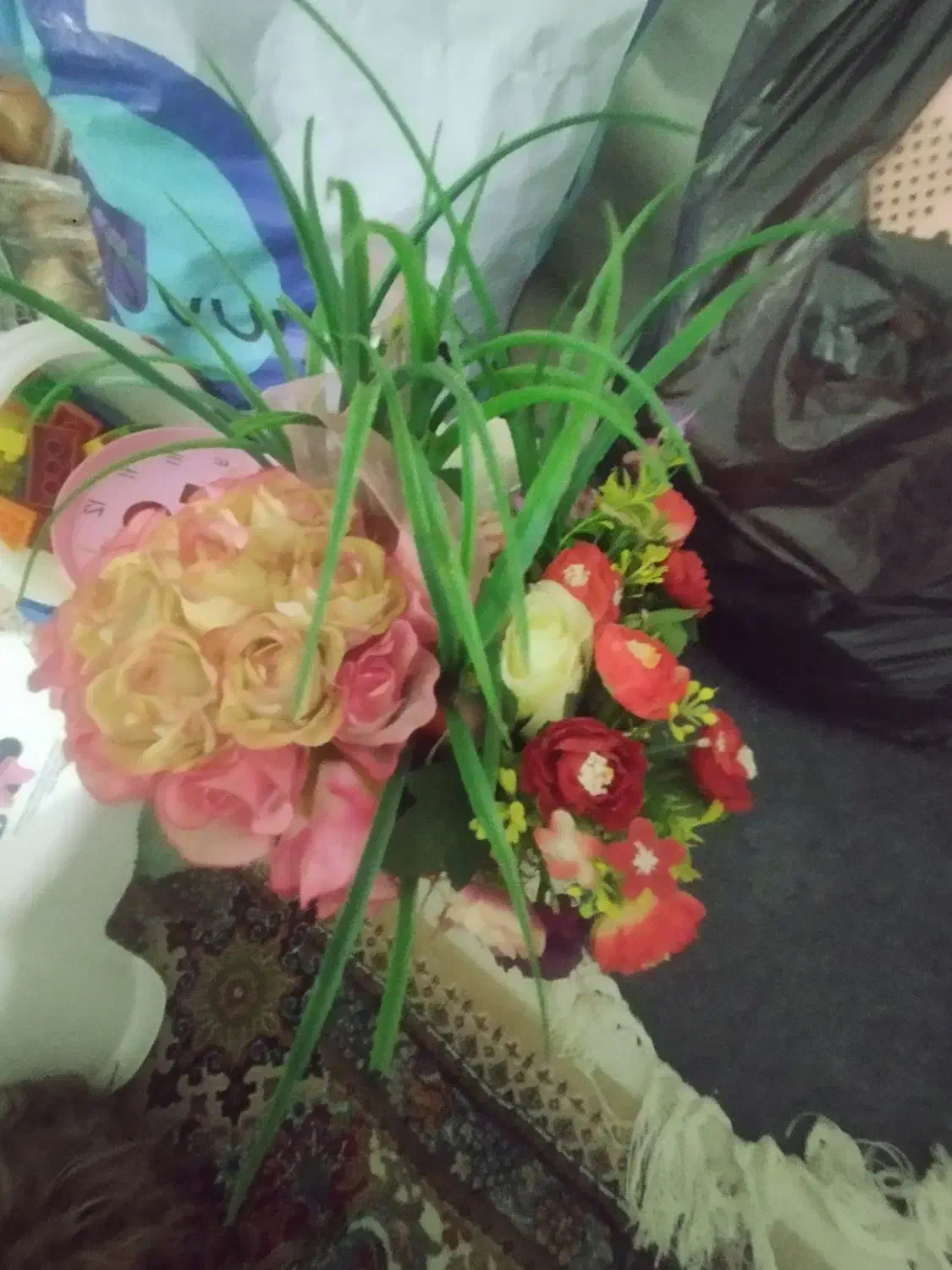 گلدون مصنوعی سالم|گل مصنوعی|کوچصفهان, |دیوار