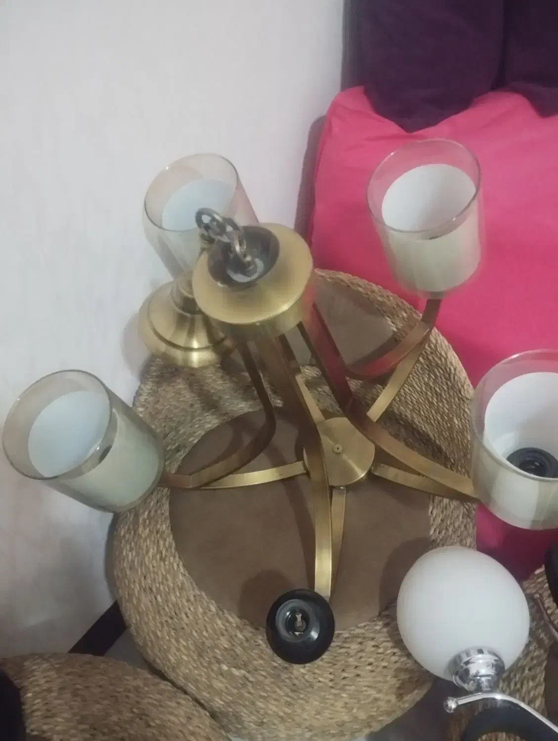 دو عدد لوستر|لوستر و چراغ آویز|کرج, باغستان|دیوار