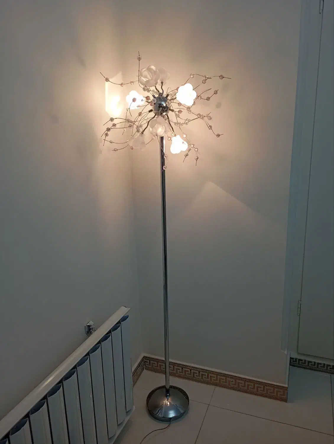 آباژور ۸ شاخه|چراغ خواب و آباژور|پرند, فاز ۱|دیوار