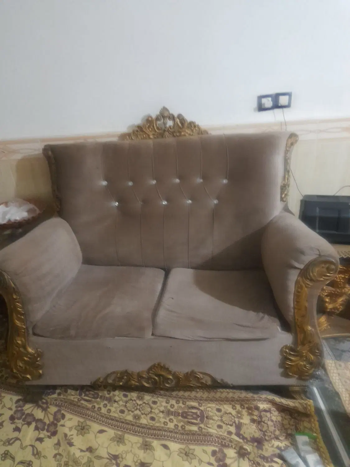 مبل|مبلمان خانگی و میز عسلی|همدان, |دیوار