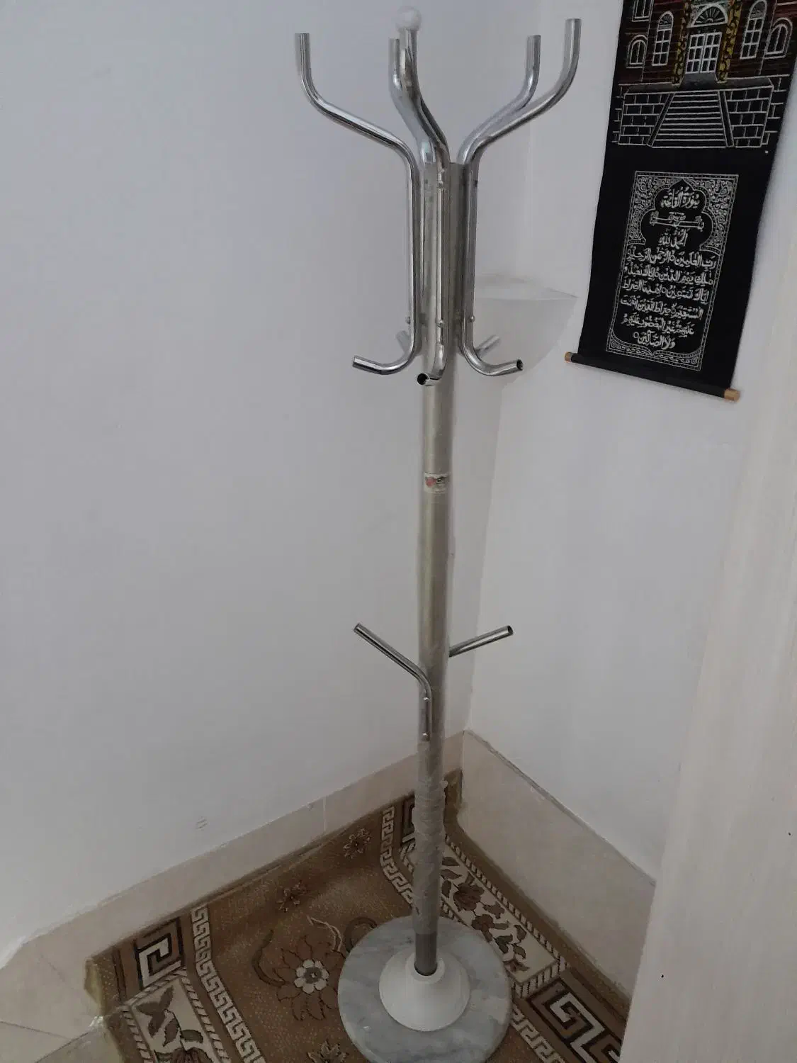 مبلمان و جاکفشی|مبلمان خانگی و میز عسلی|کاشان, کلنگه|دیوار