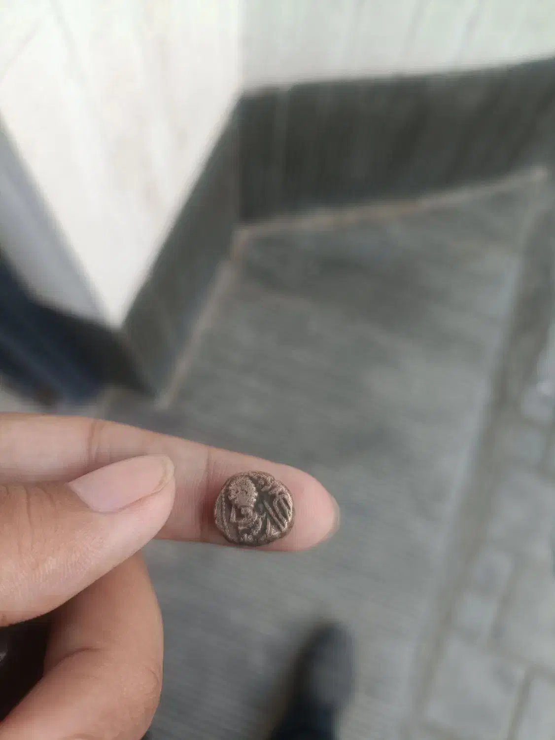 کلکسیونی|کلکسیون اشیاء عتیقه|تربت جام, نظامی|دیوار