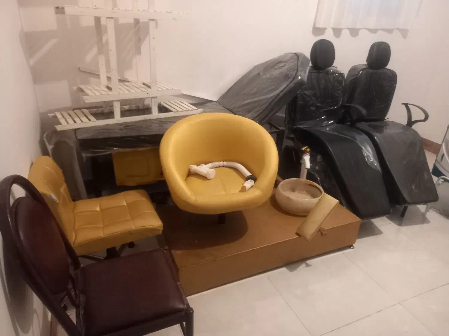 لواز م ارایشگاه|آرایشگاه و سالنهای زیبایی|مبارکه, |دیوار