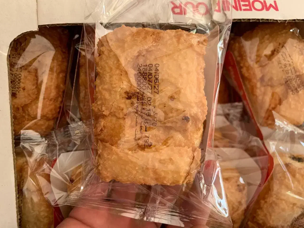 فروش کیک و کلوچه با کمترین قیمت پخش علی ثابتی|عمده‌فروشی|سبزوار, دانشگاه آزاد|دیوار