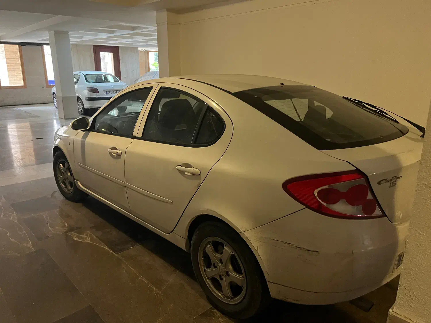 فروش یا معاوضه با خودرو خارجی تا سقف ۱۵۰۰|خودرو سواری و وانت|تهران, لویزان|دیوار