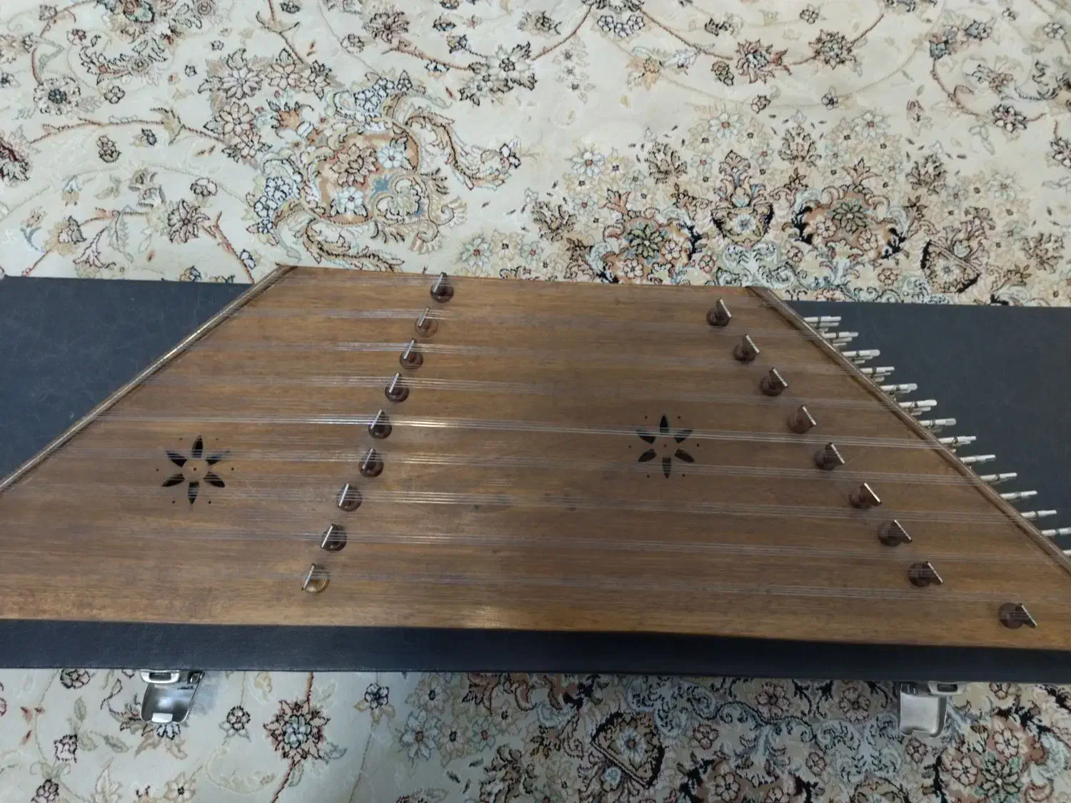 سنتور  کلاف گردو درجه یک|سازهای سنتی|اصفهان, محله سفلی|دیوار