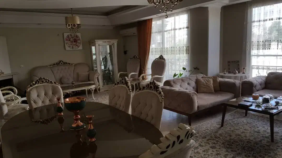 واحد ۱۷۰متری ۳خواب طبقه ۵ دروس