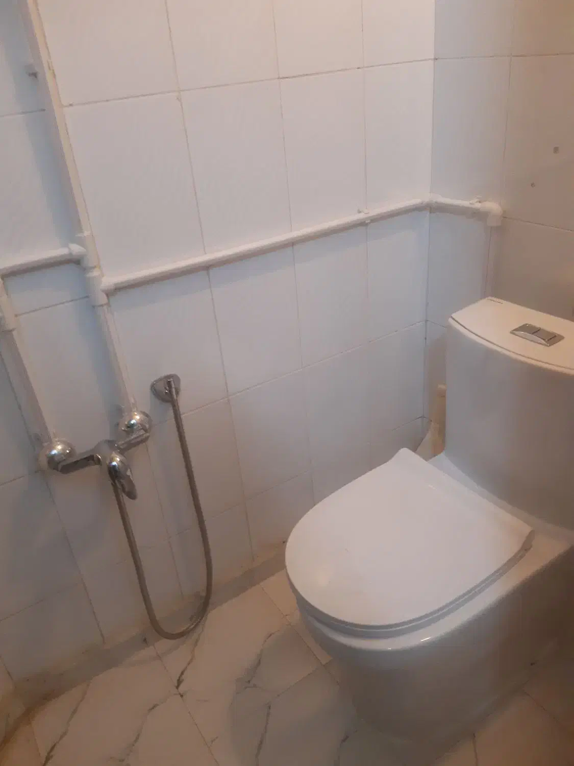 لوله کشی روکار و توکار|خدمات پیشه و مهارت|همدان, |دیوار