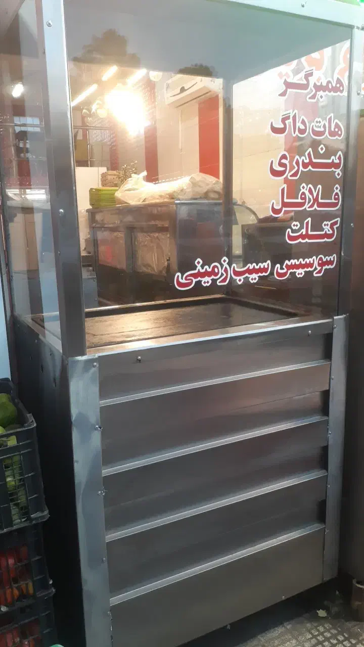 فر ساندویچ ، هودصنعتی ، سرخ کن،یخچال ویترینی،گریل|کافیشاپ و رستوران|زنجان, |دیوار