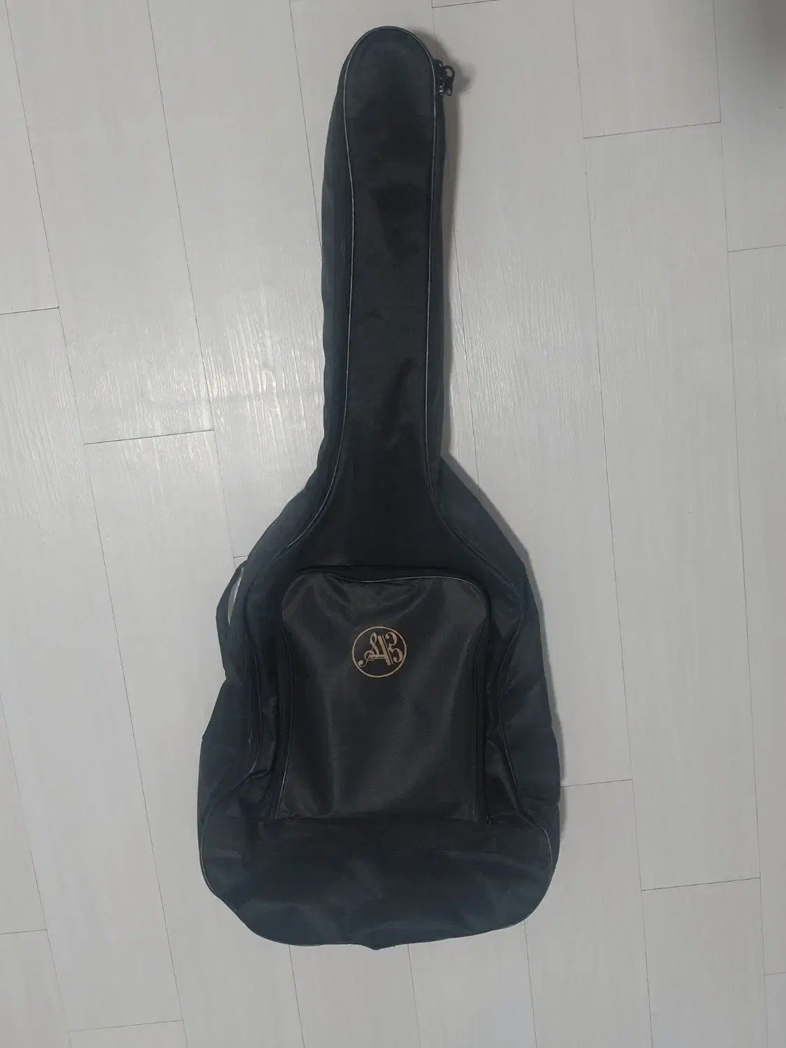 هارد کیس گیتار|گیتار، بیس، امپلیفایر|ایوان, |دیوار