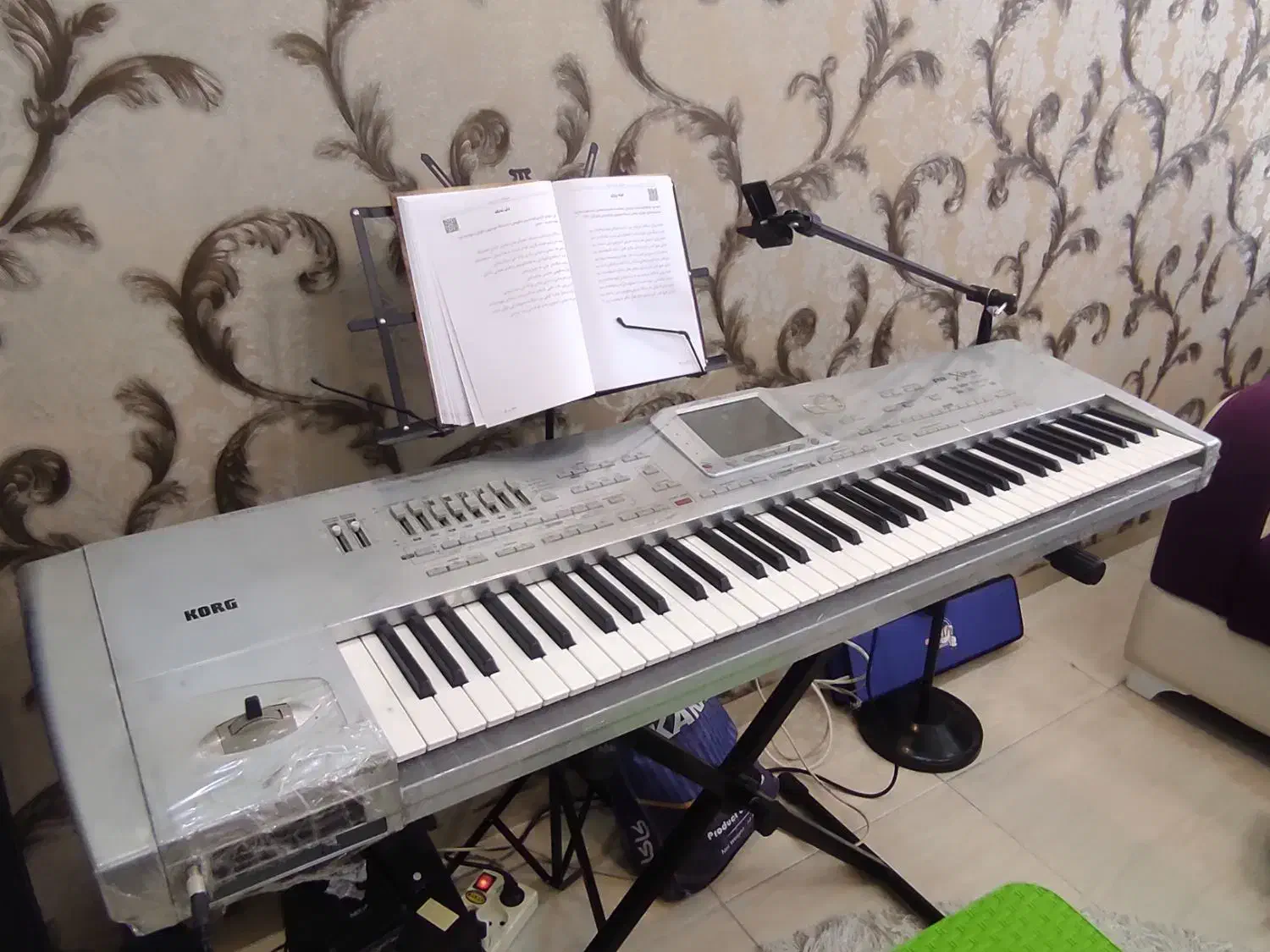 کرگ pa1x pro|پیانو، کیبورد، آکاردئون|سقز, |دیوار