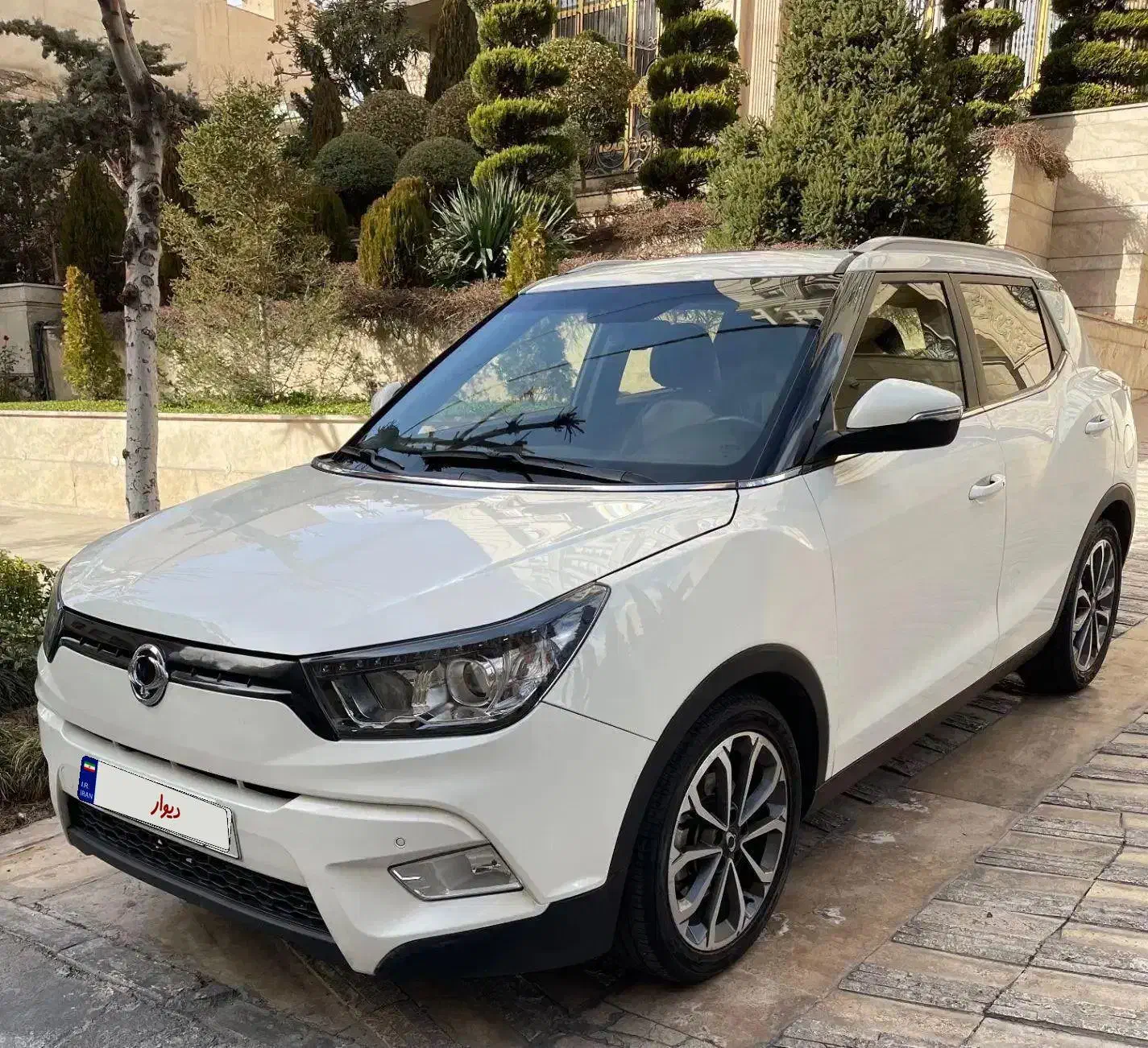 تیوولی ۲۰۱۷ بدون رنگ فول|خودرو سواری و وانت|تهران, قیطریه|دیوار