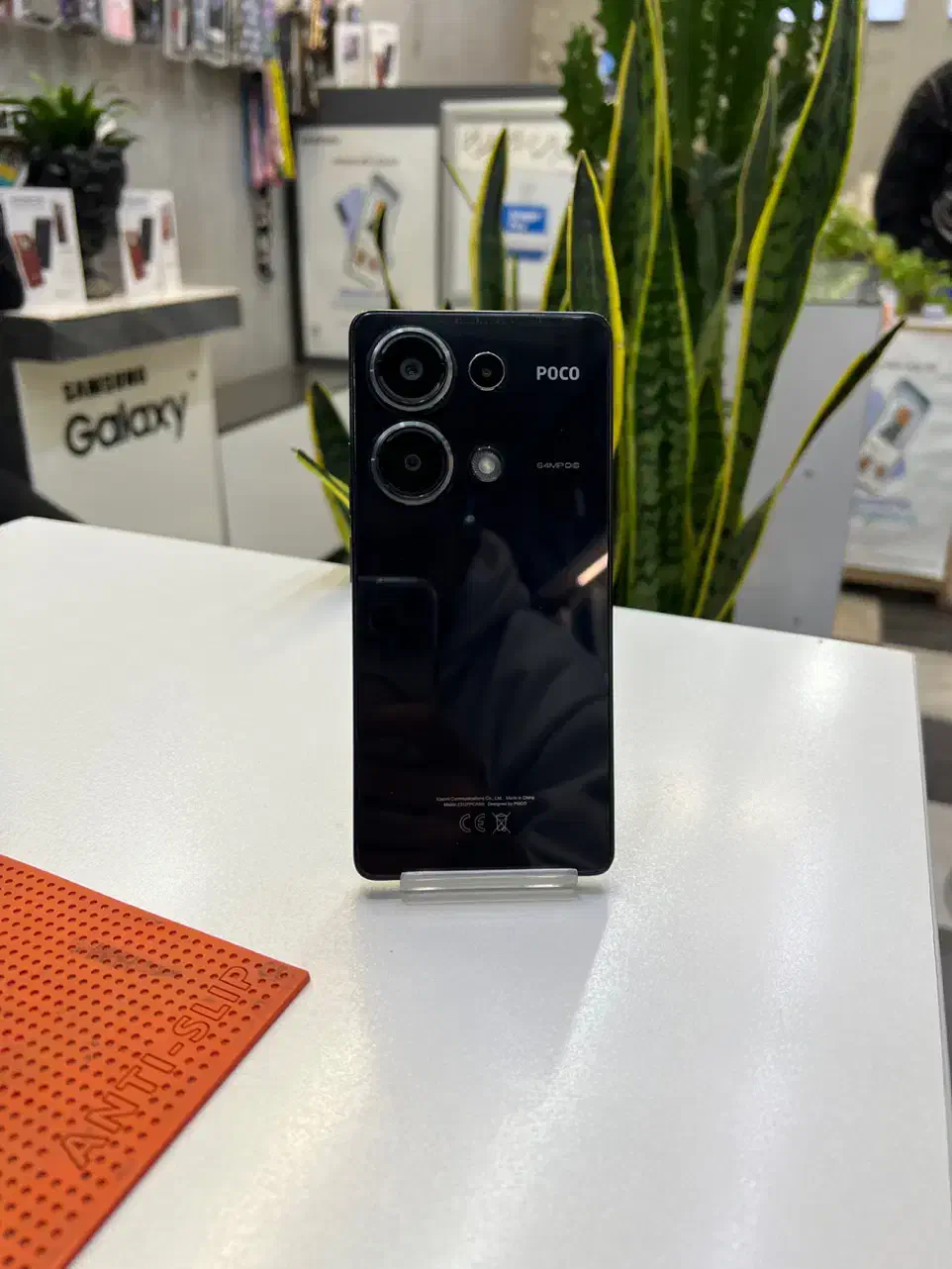 poco m6 proگارانتی شرکتی|موبایل|اصفهان, گلزار|دیوار