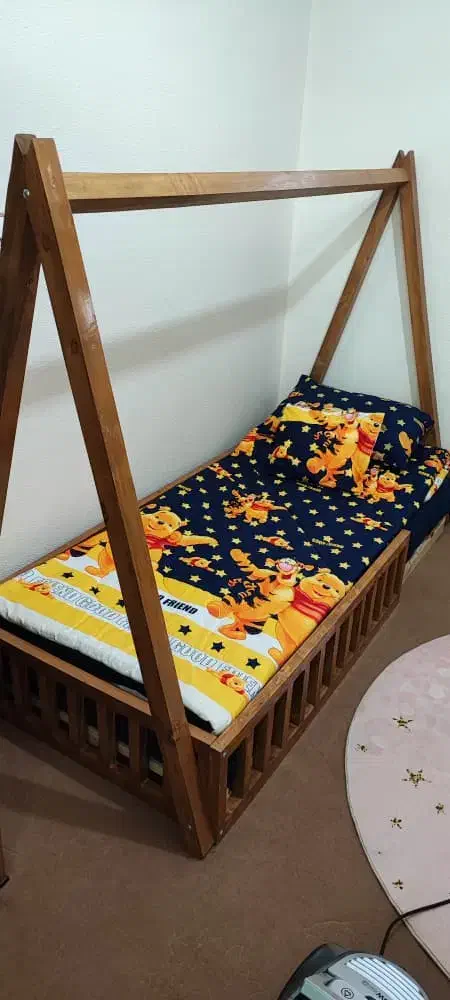 تخت کودک نو جوان|تخت و سرویس خواب|شاهین‌شهر, فردوسی|دیوار