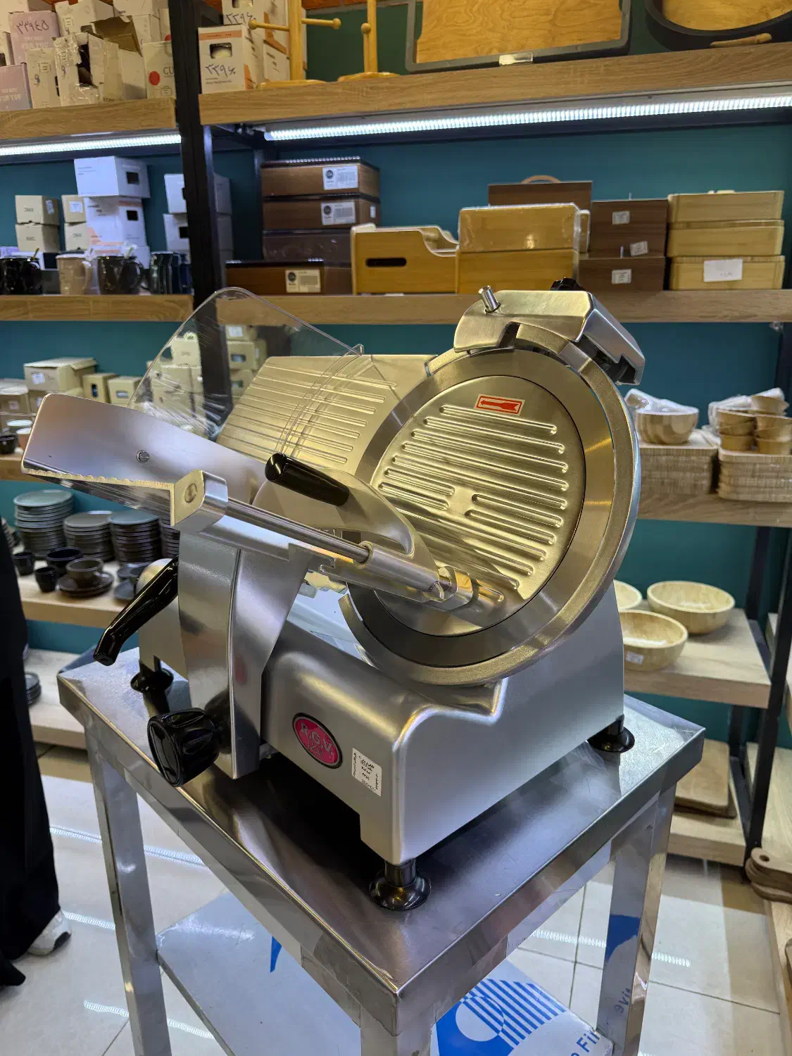 تجهیزات، مشاوره و راه اندازی اشپزخانه های صنعتی|کافیشاپ و رستوران|دیلم, |دیوار