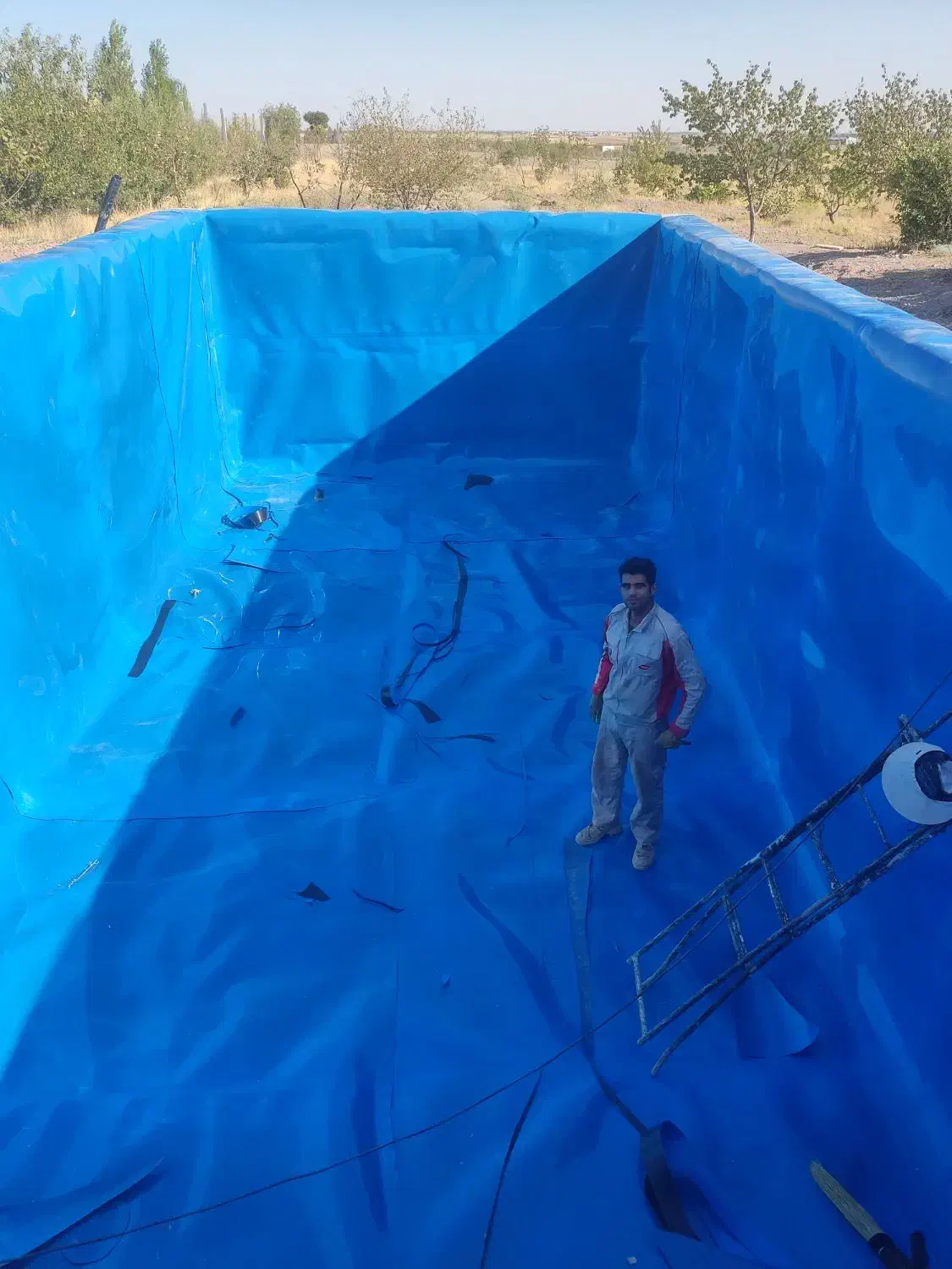 اجرای استخر کشاورزی و پرورش ماهی ژئوممبران|خدمات پیشه و مهارت|ملایر, |دیوار